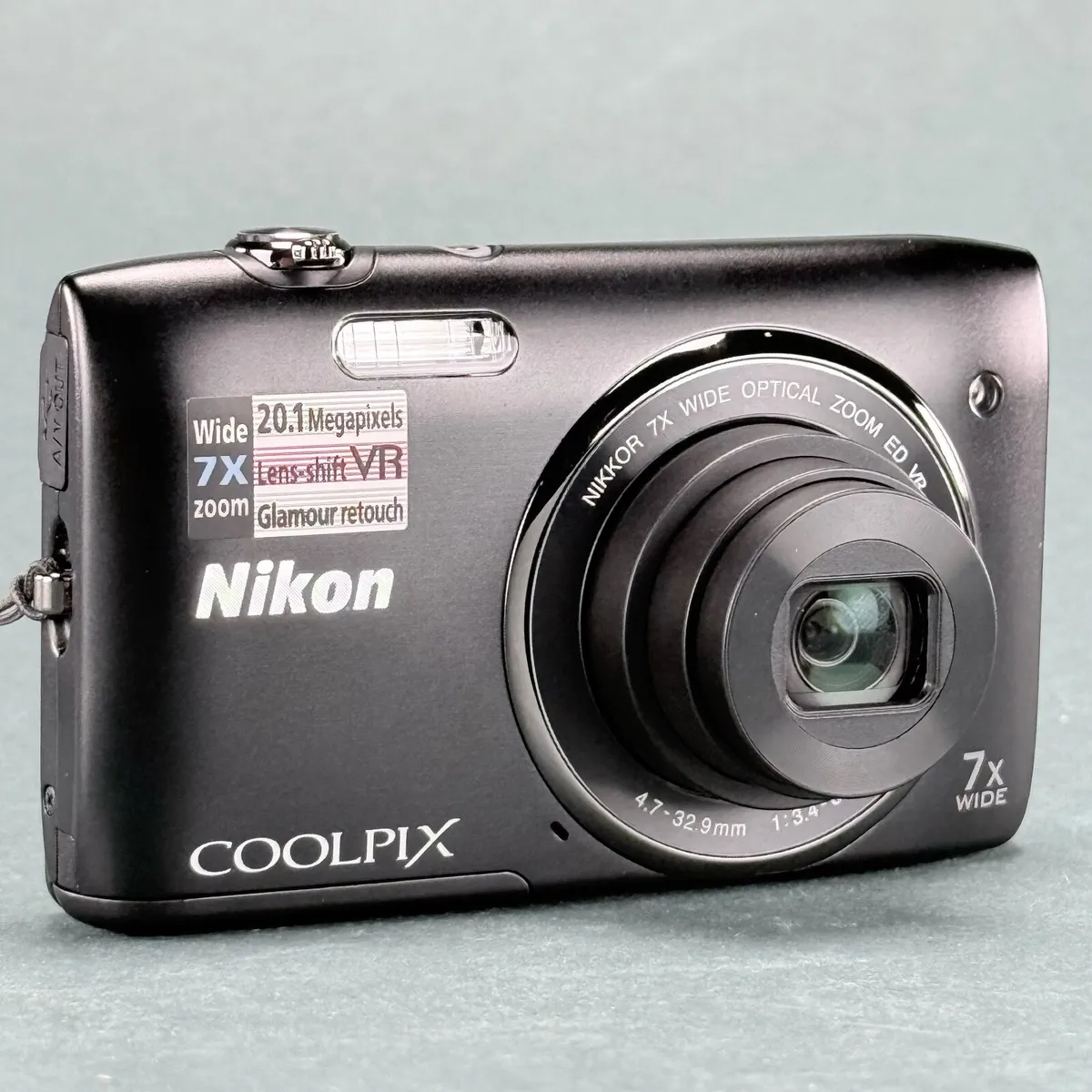 Nikon CoolPix S3500 20.1MP Digital Camera - Image 3