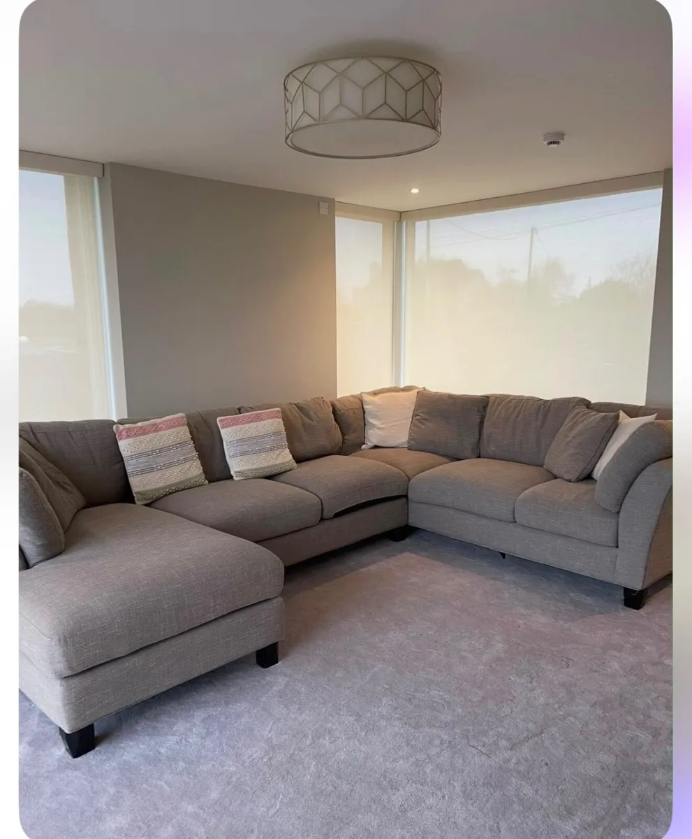 Large grey rug