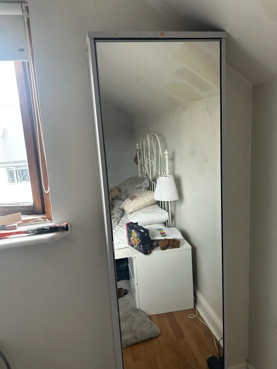 Mirror - Image 2