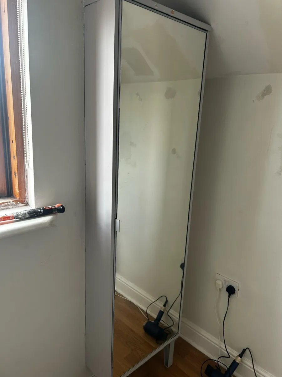 Mirror - Image 4
