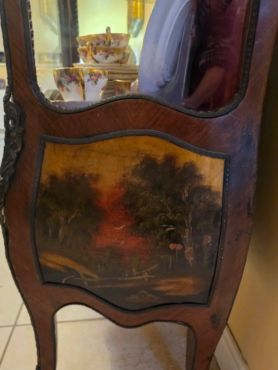 Antique French Vitrine - Image 4