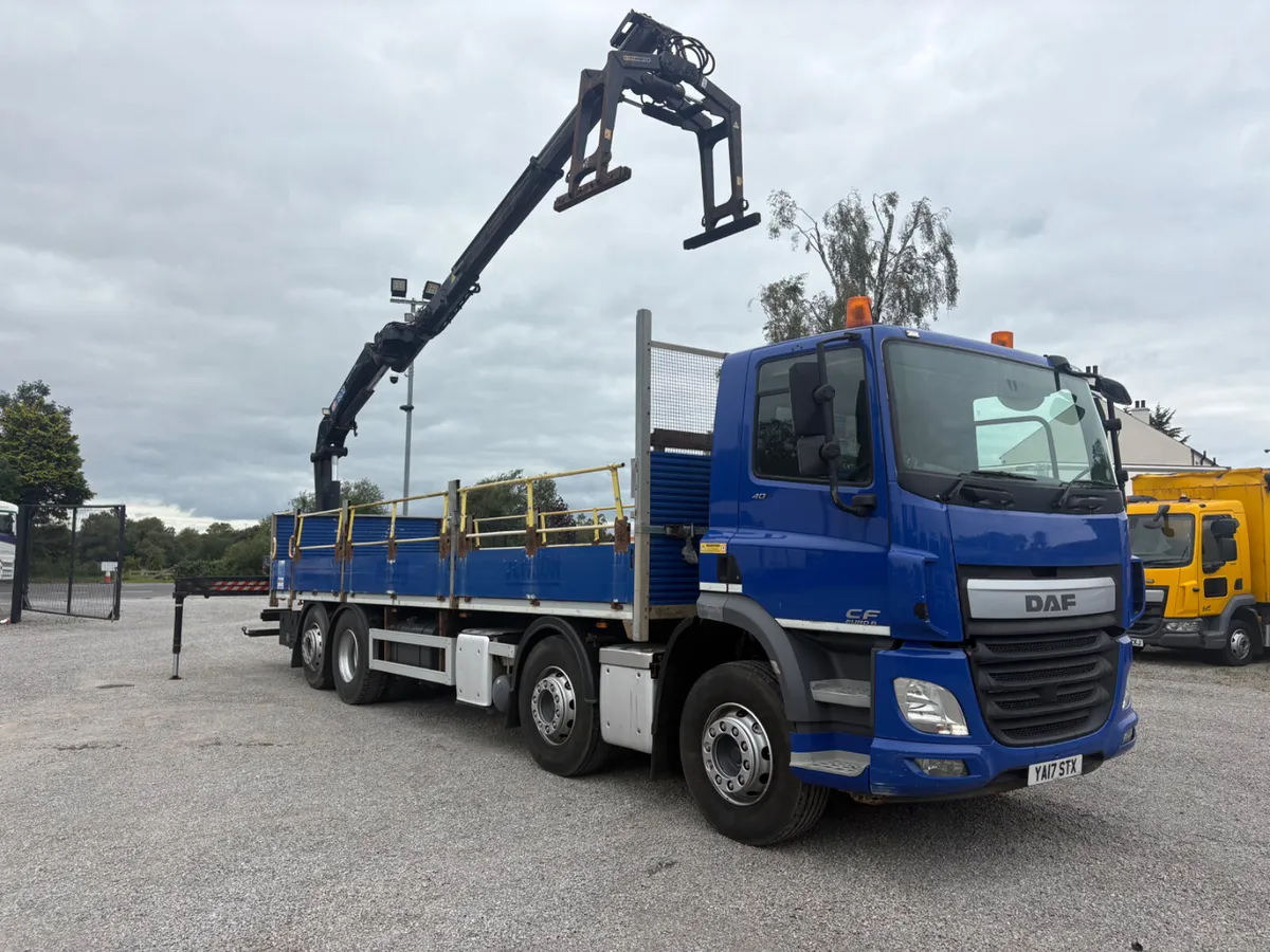 2017 DAF CF 400 8x2 Dropside Flatbed Crane - Image 2