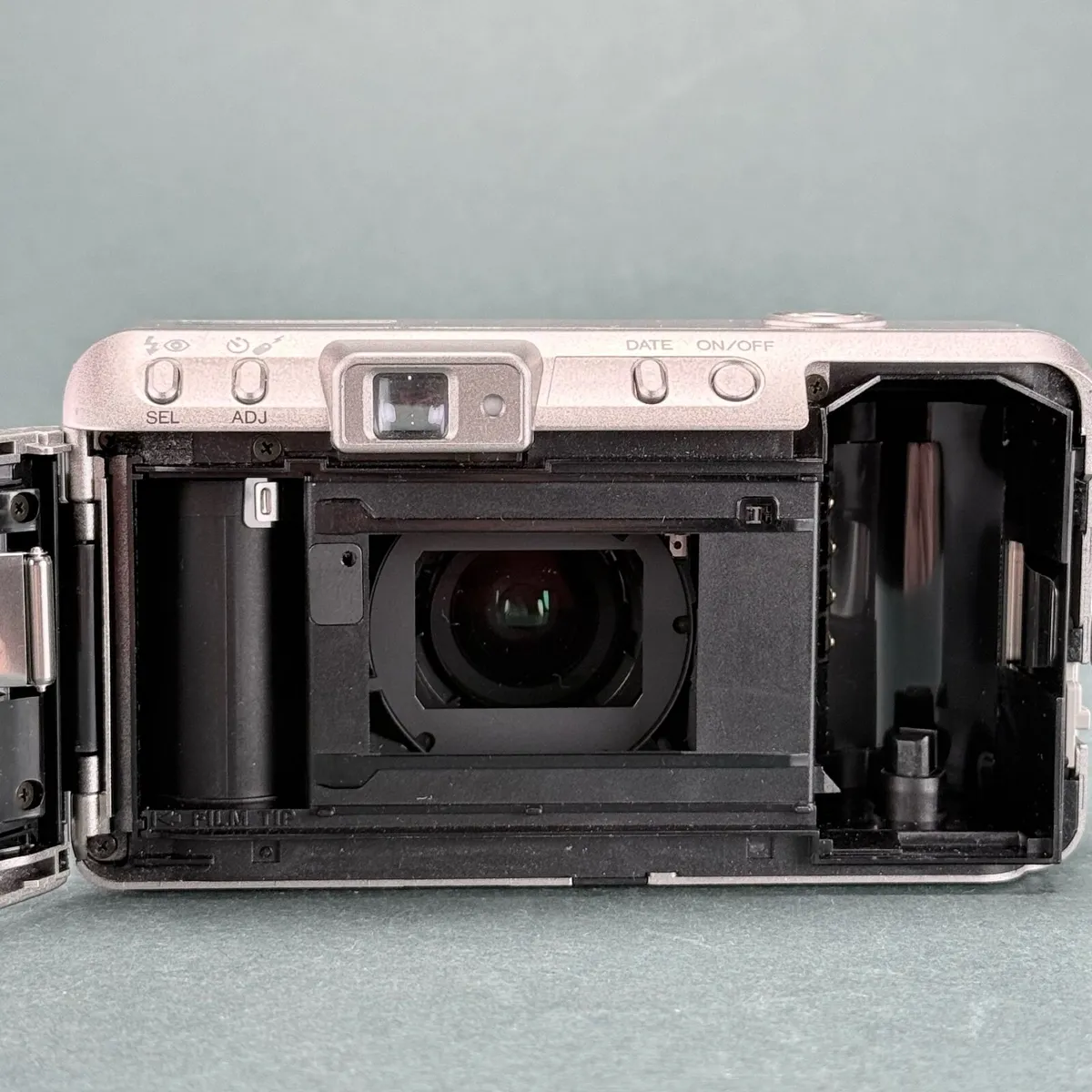 Minolta Freedom Zoom 115 35mm Point&Shoot camera - Image 3