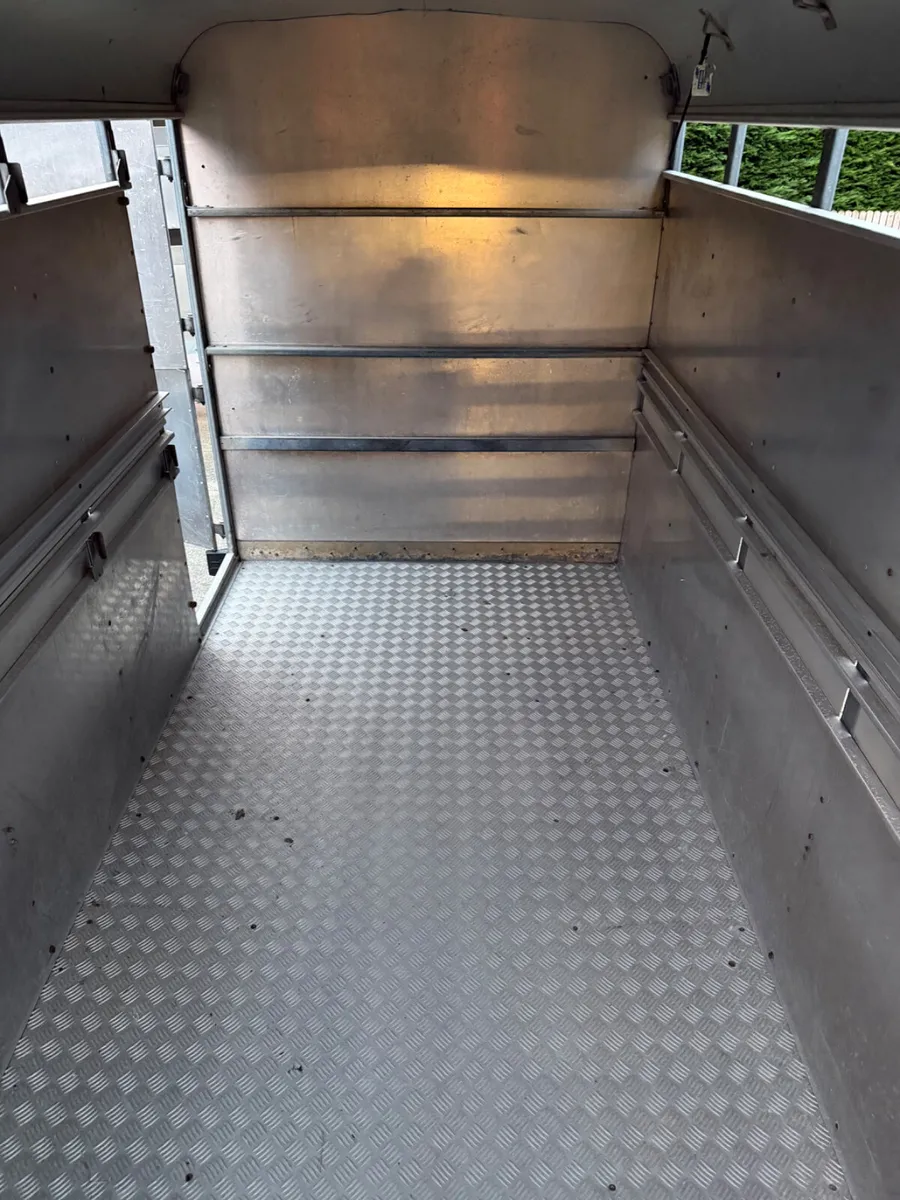 Ifor Williams livestock trailer - Image 4