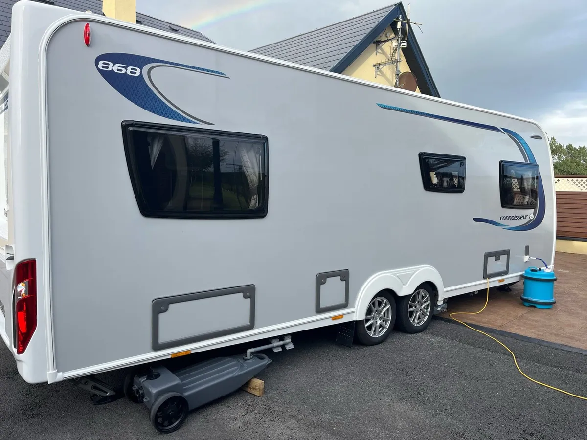 2021 Compass Connoisseur 868 - Image 2