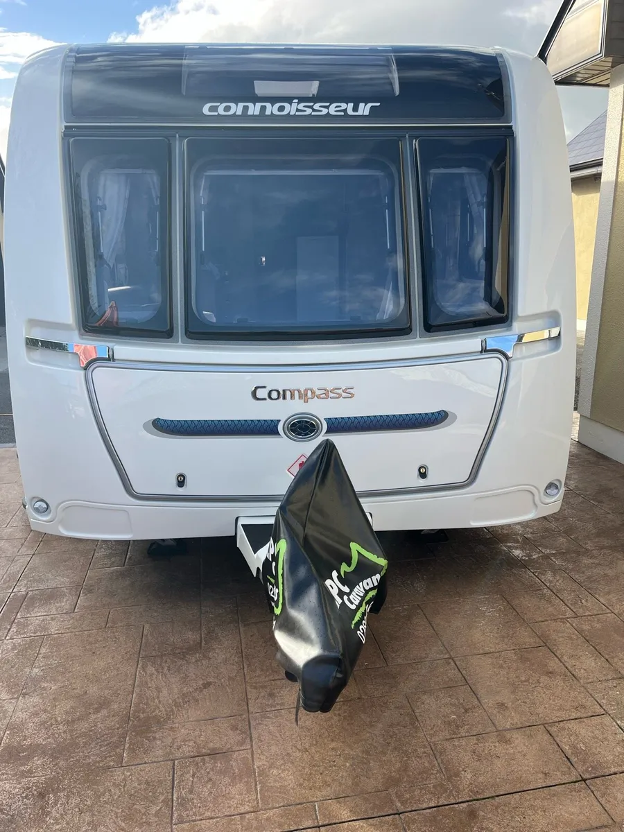 2021 Compass Connoisseur 868 - Image 3