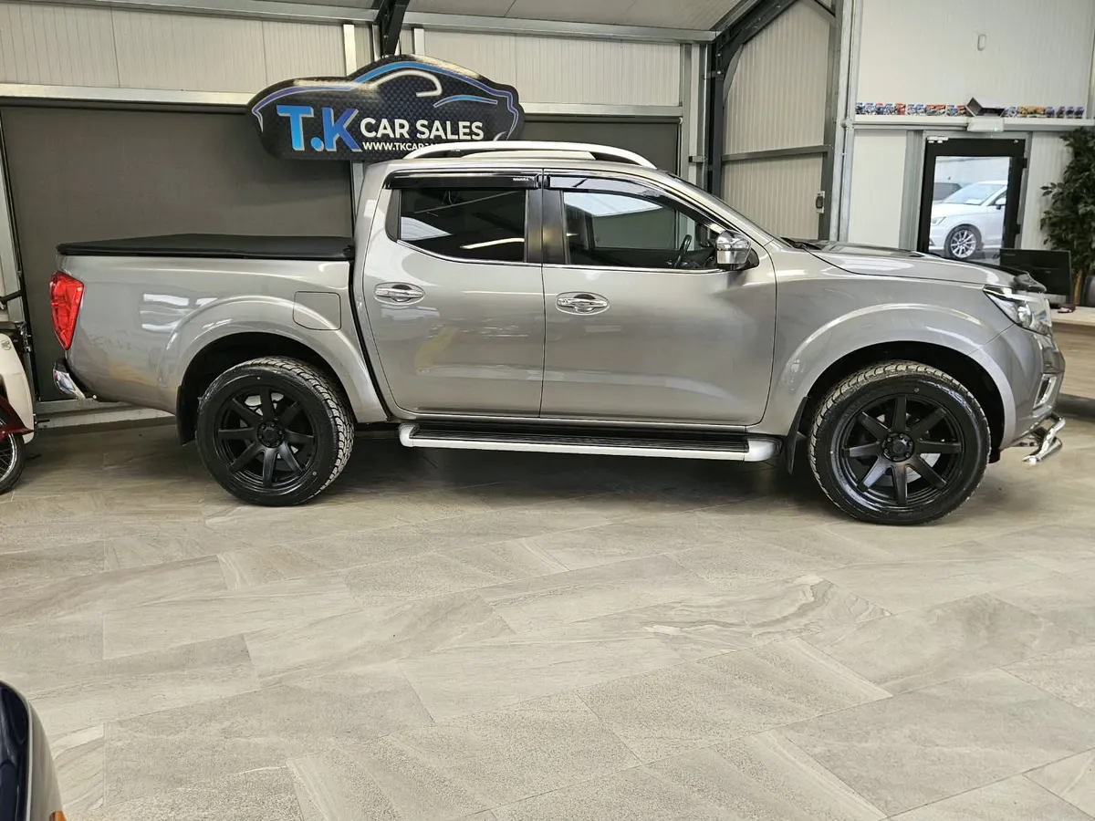 19 NISSAN NAVARA TECKNA AUTO EDITION - Image 2