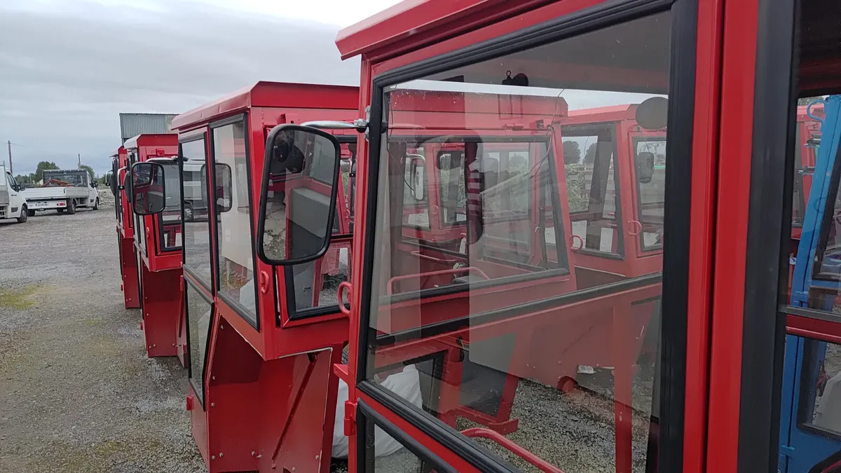 New cab mf 135 35 - Image 2