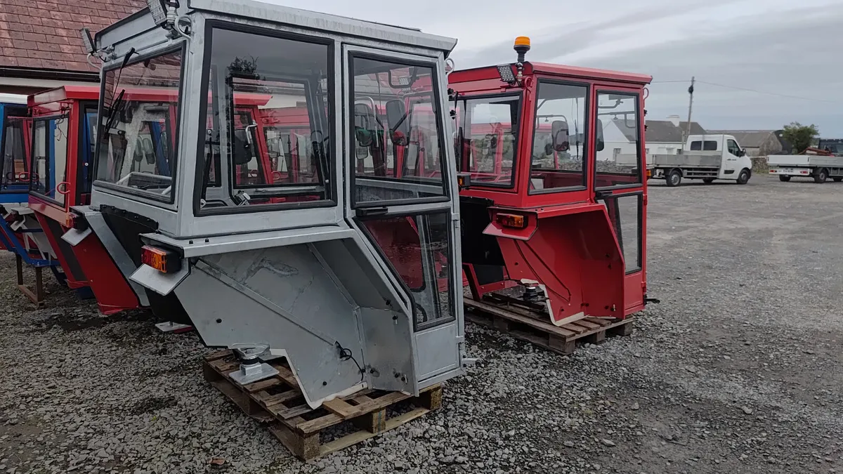 New cab mf 135 35 - Image 3