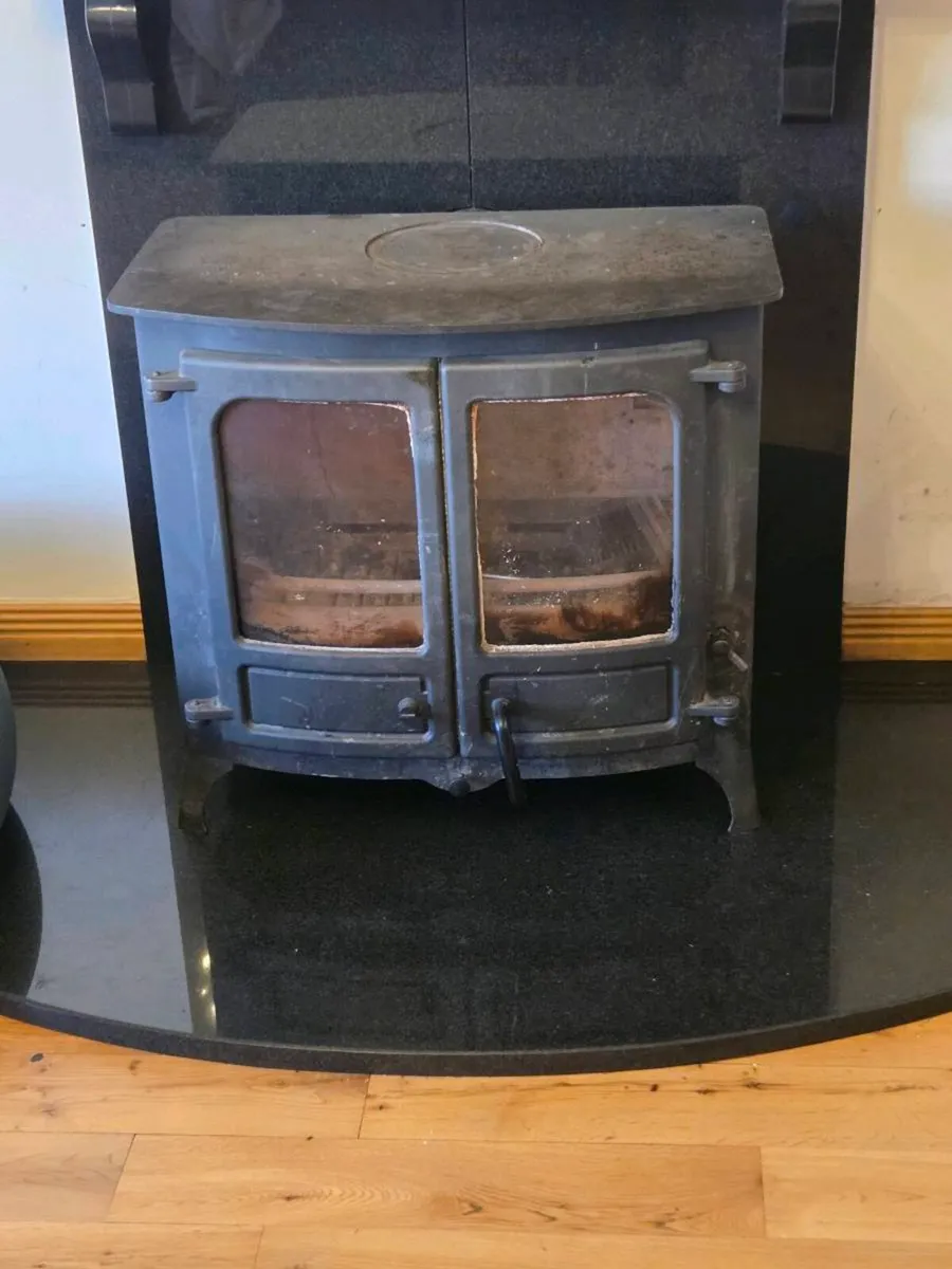 Stove - Image 1