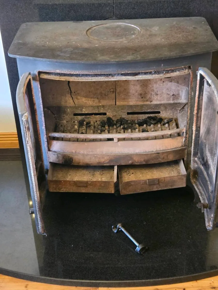 Stove - Image 2