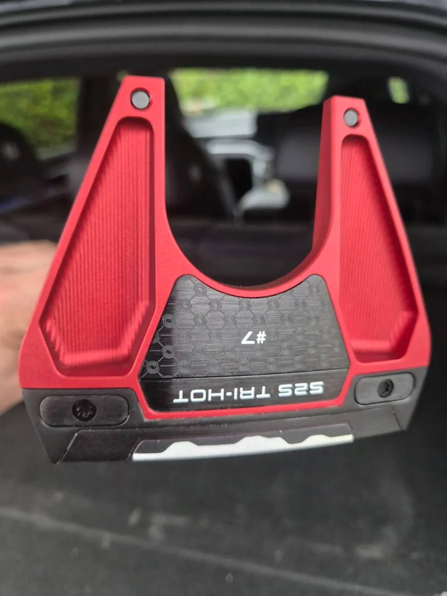 Odyssey Ai-One Tri-Hot Jailbird Putter - Image 3