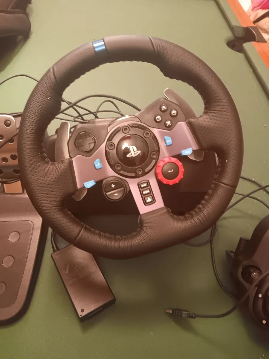 PS5 Logitech Steering wheel - Image 1