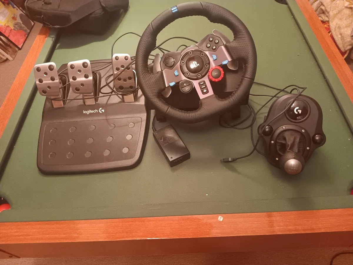 PS5 Logitech Steering wheel - Image 3