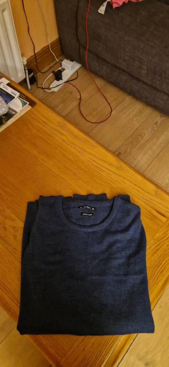 Men's clothing - Image 1