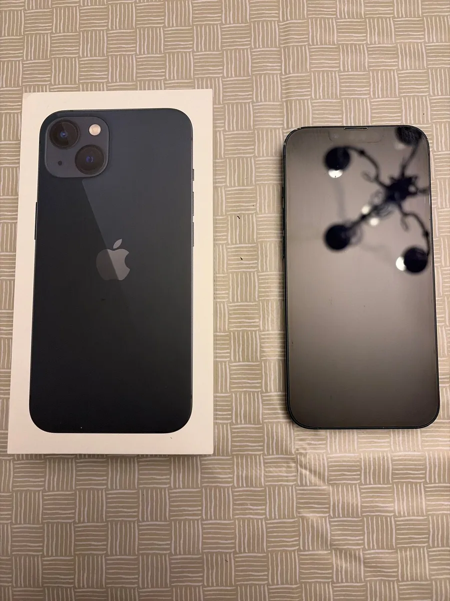 Apple IPhone 13 128 GB Midnight Unlocked - Image 1