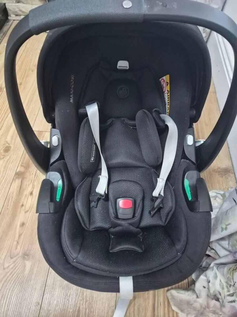 maxi cosy car seat - Image 2