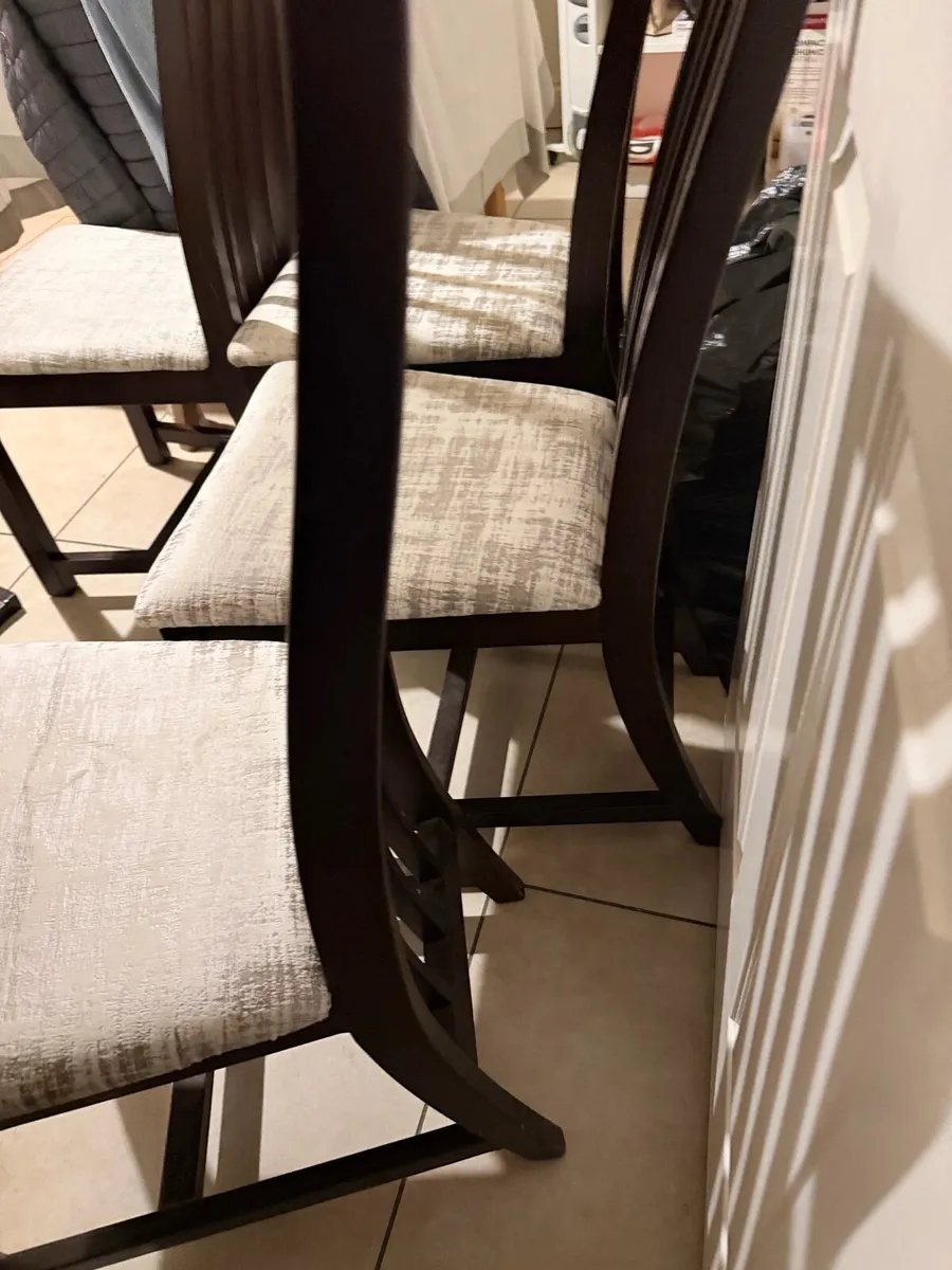 5 dining chairs - Image 3