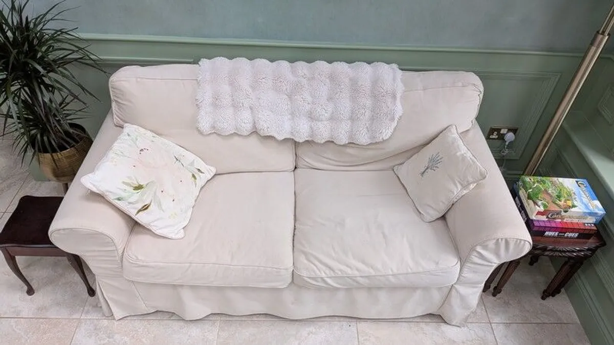 IKEA couch - Image 4