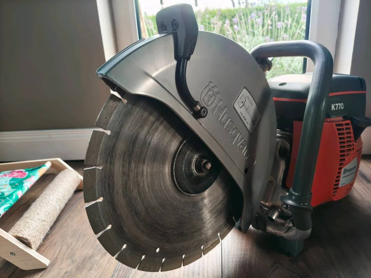 husqvarna consaw - Image 3