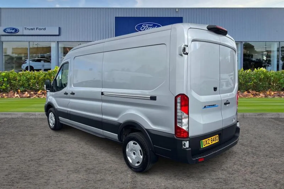 Ford E-Transit 350 Trend AUTO L3 H2 LWB Medium Roo - Image 2