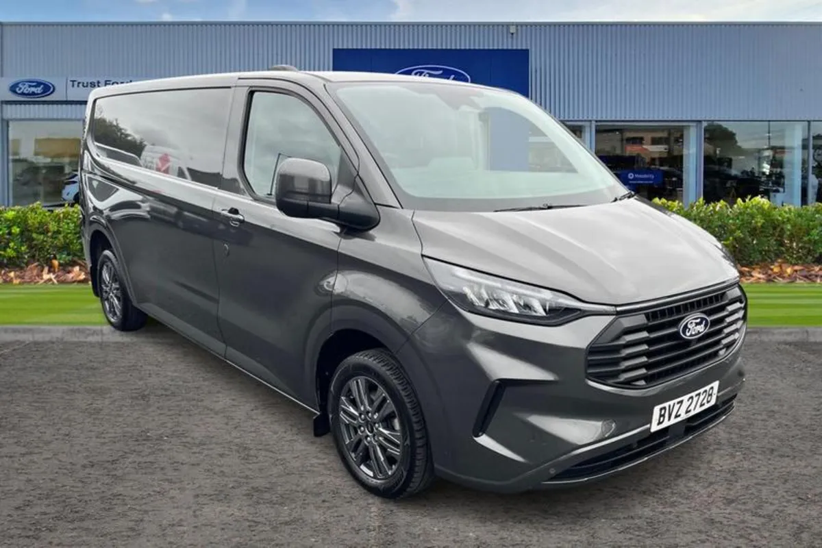 Ford Transit Custom 320 Limited AUTO L2 LWB FWD 2. - Image 1