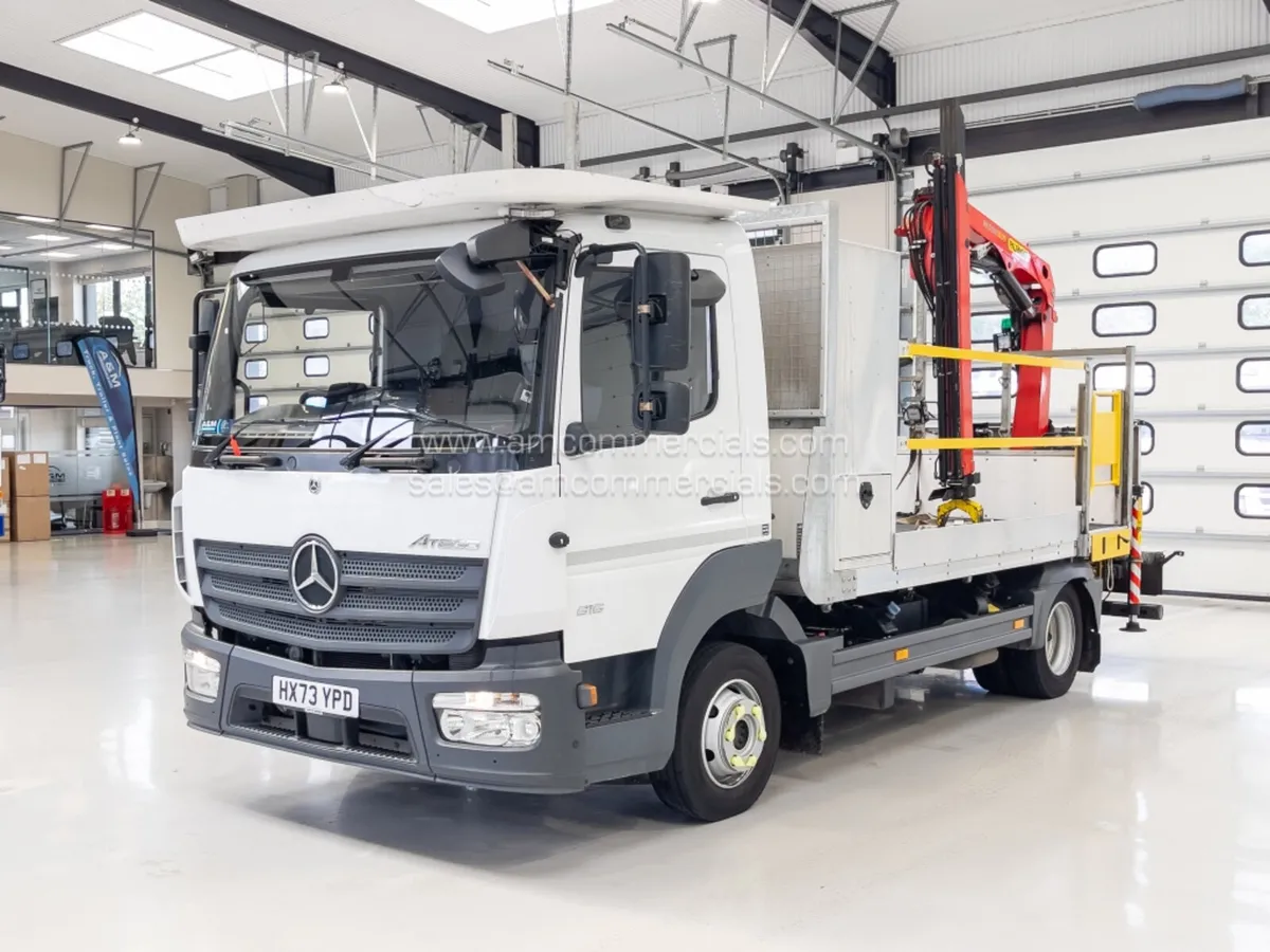 2023 MERCEDES ATEGO 816 POLE CARRIER UTILITY CRANE - Image 3