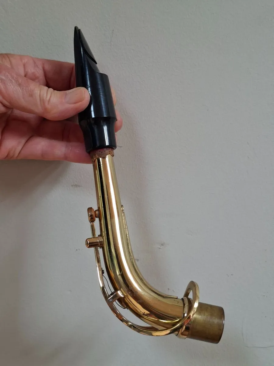 Saxophone - Image 3
