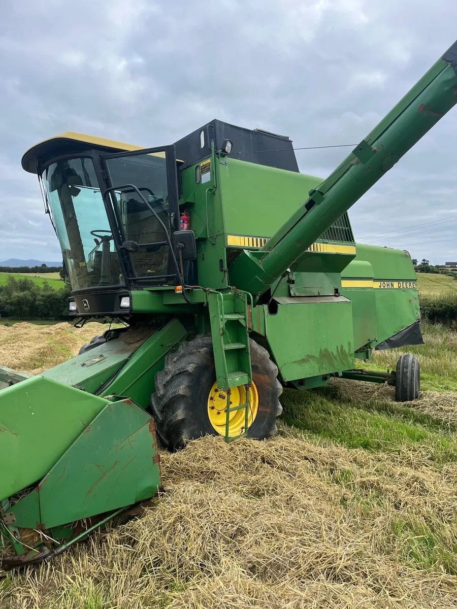 John deere 1075 combine - Image 4