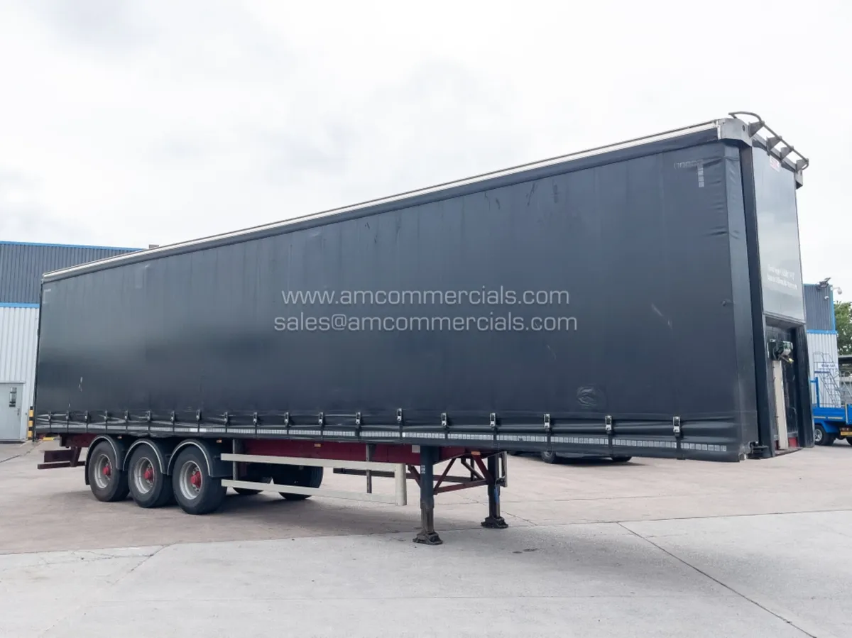 2015 SDC CURTAINSIDE TRAILER - Image 1