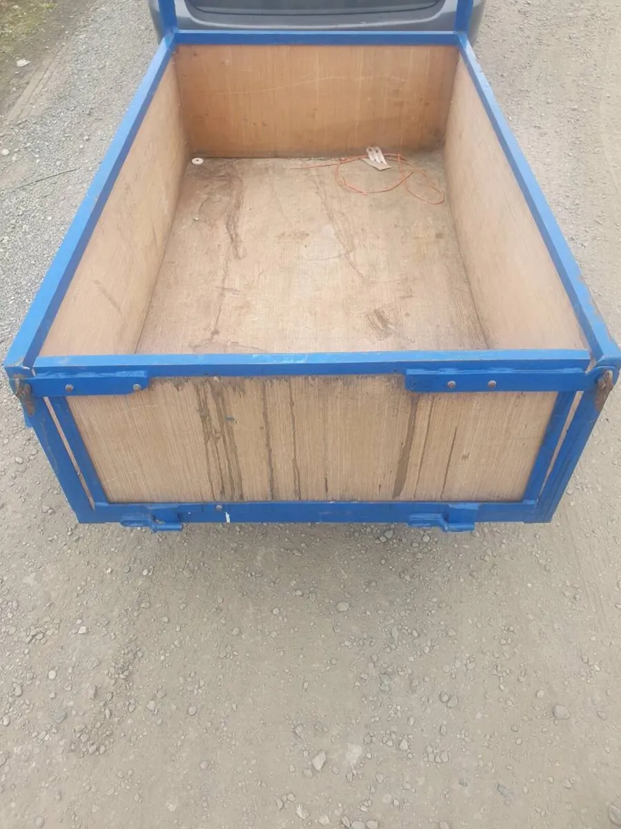 Car trailer in good condition - Image 2