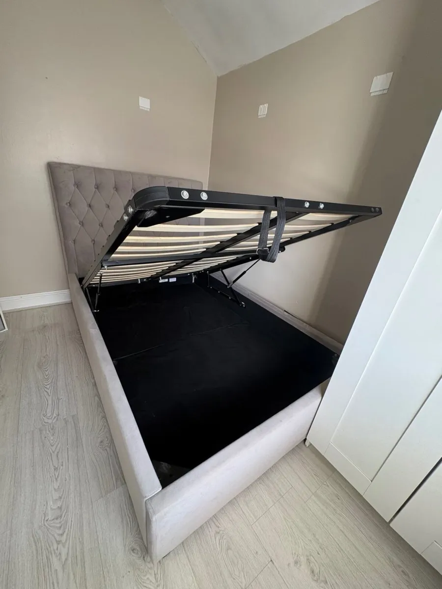 Small Double Ottoman Bed - Image 2