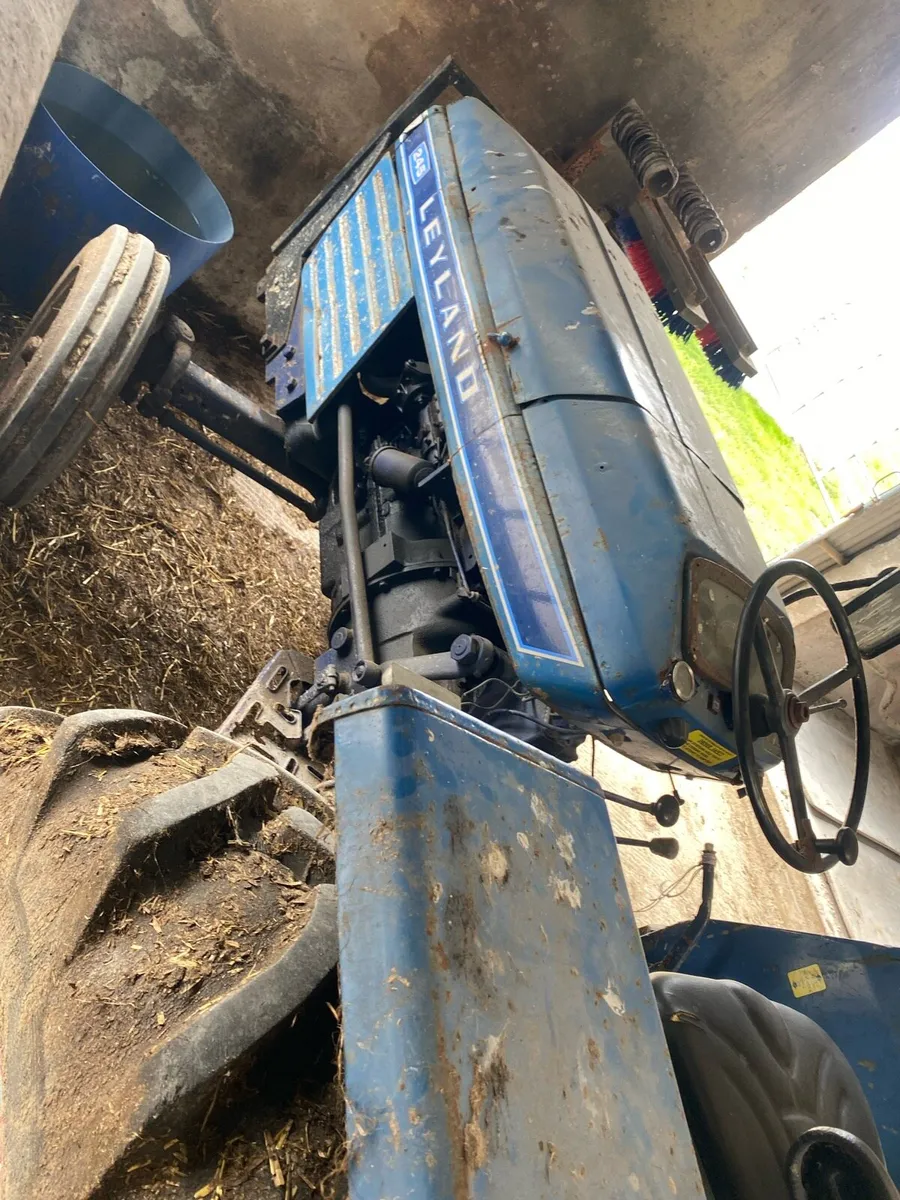 Tractor - Image 4