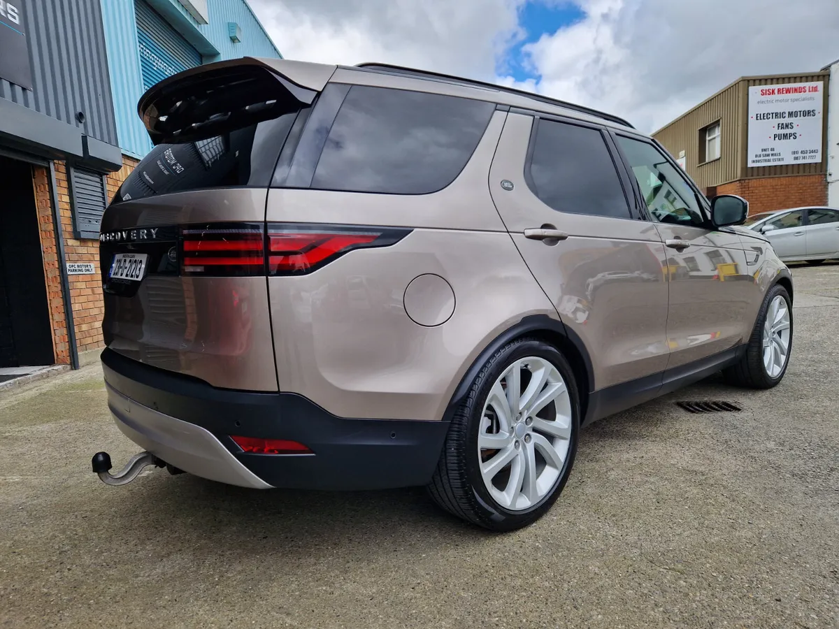 Land Rover Discovery HSE 3.0L - Image 3