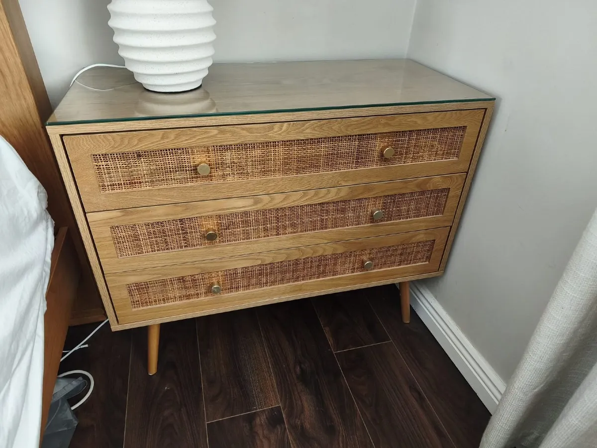 3 Drawer chest of drawers - Image 2