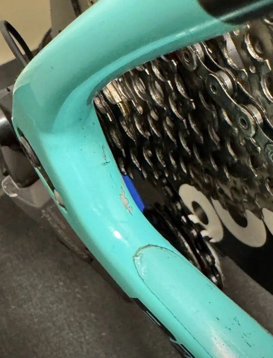Bianchi Specialissima Disc (2021) - Ultegra Di2 - Image 4