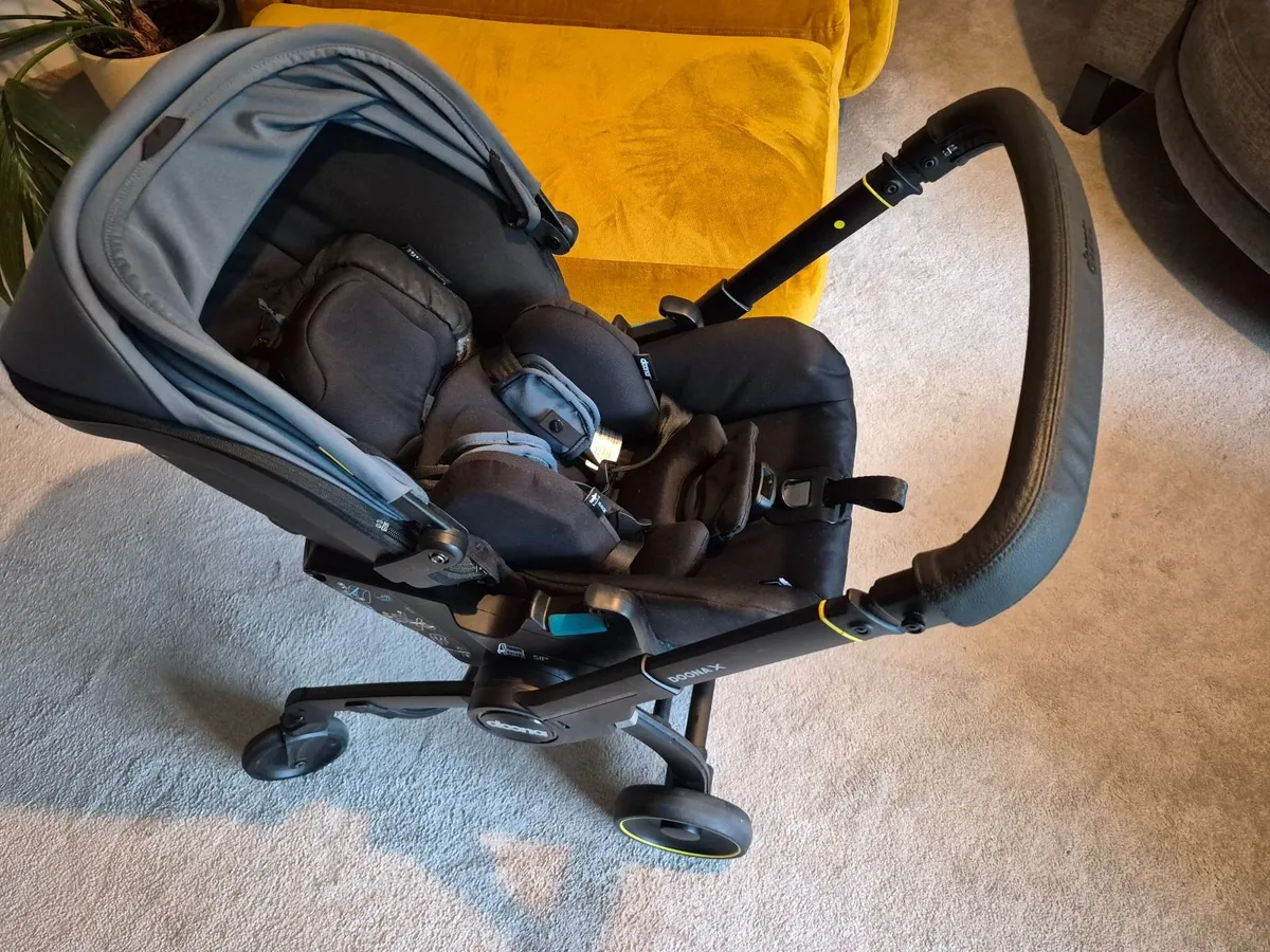 Doona X Car Seat Stroller - Image 1