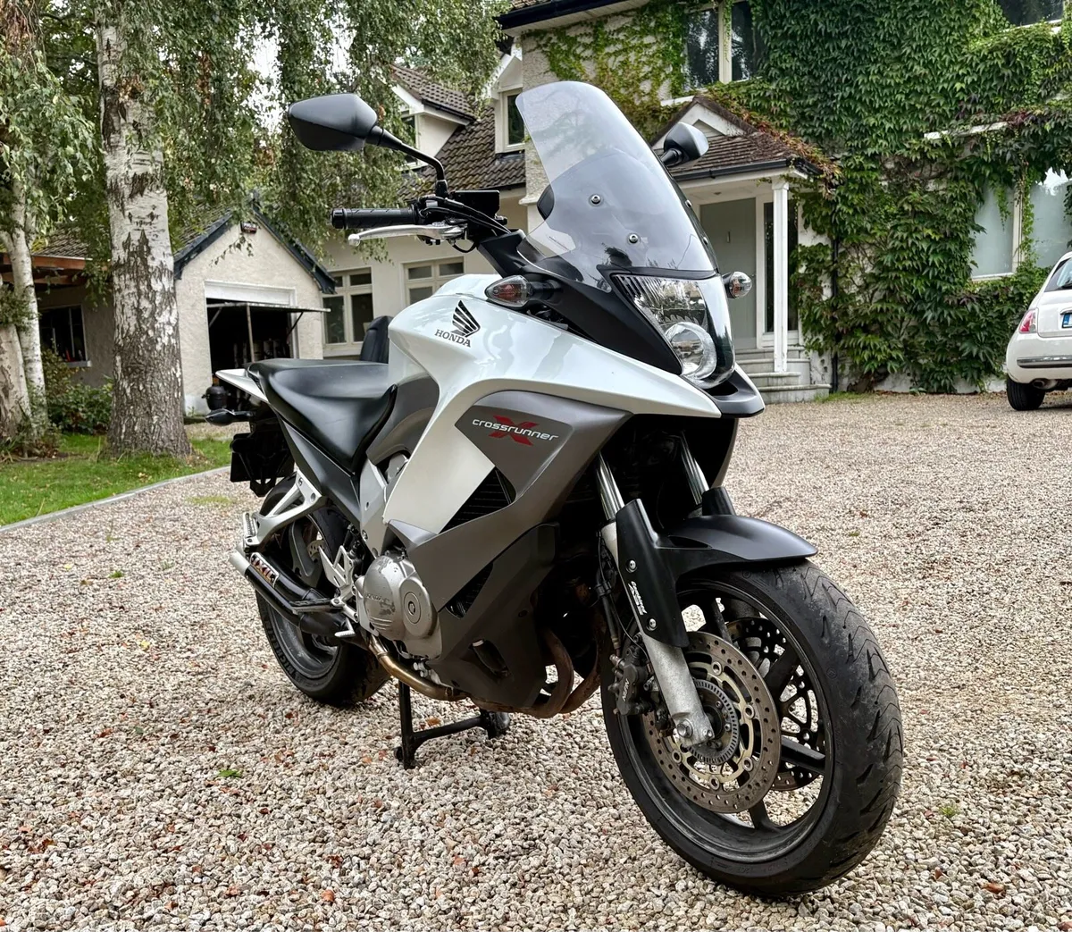 2011 Honda Crossrunner ABS low klm - Image 1
