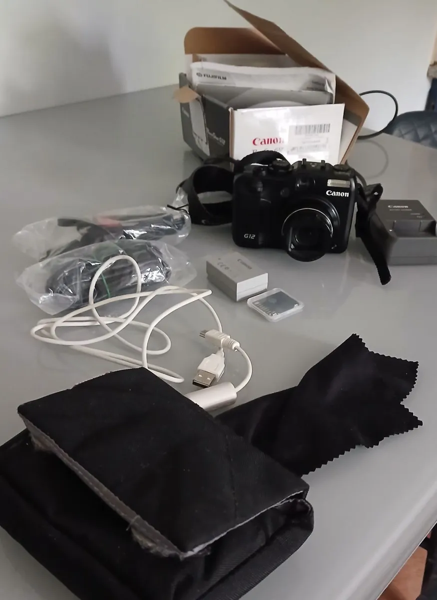 Canon PowerShot G12 Camera - Image 1