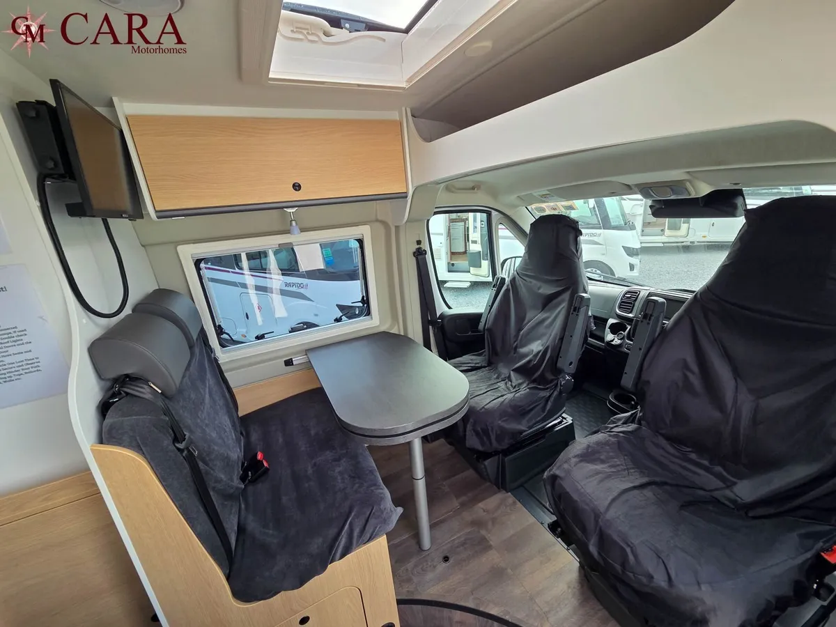 Ex rental motorhome sale - Image 4