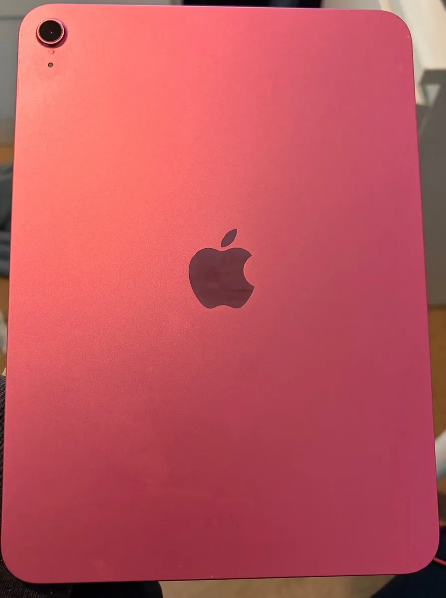 Apple iPad 11-inch (A16, 2025) 128GB Wi‑Fi – Pink - Image 2