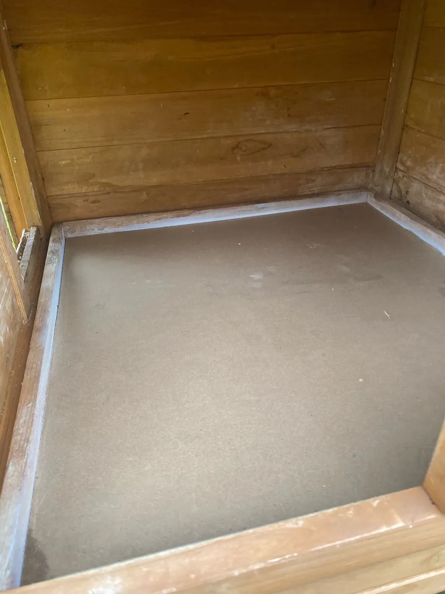 Chicken coop - Image 4