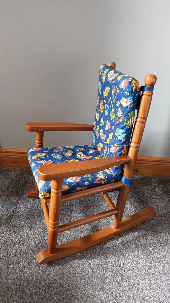 Child's rocking chair - Image 2