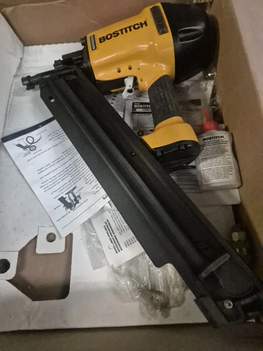 Framing nailer - Image 4