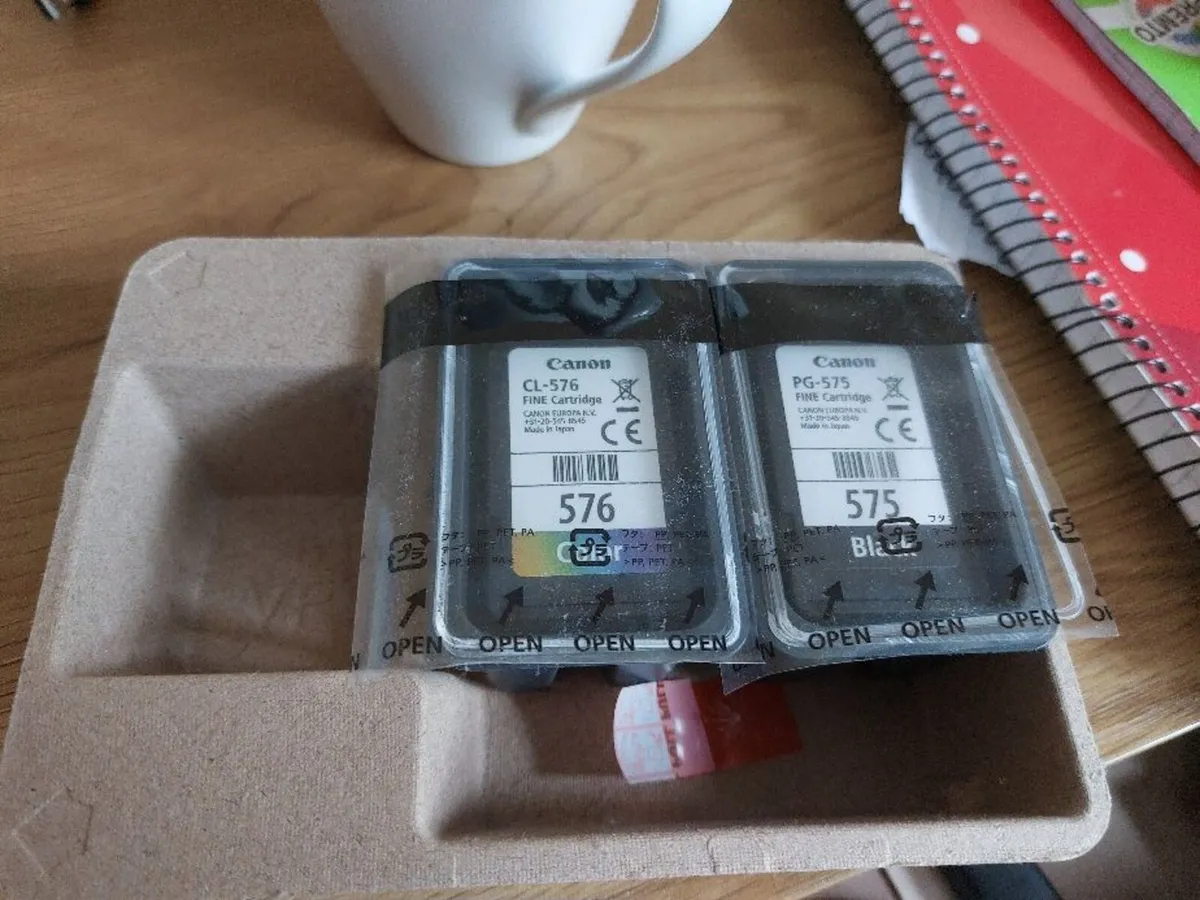 Canon Cartridge colour 576 and black 575 - Image 2
