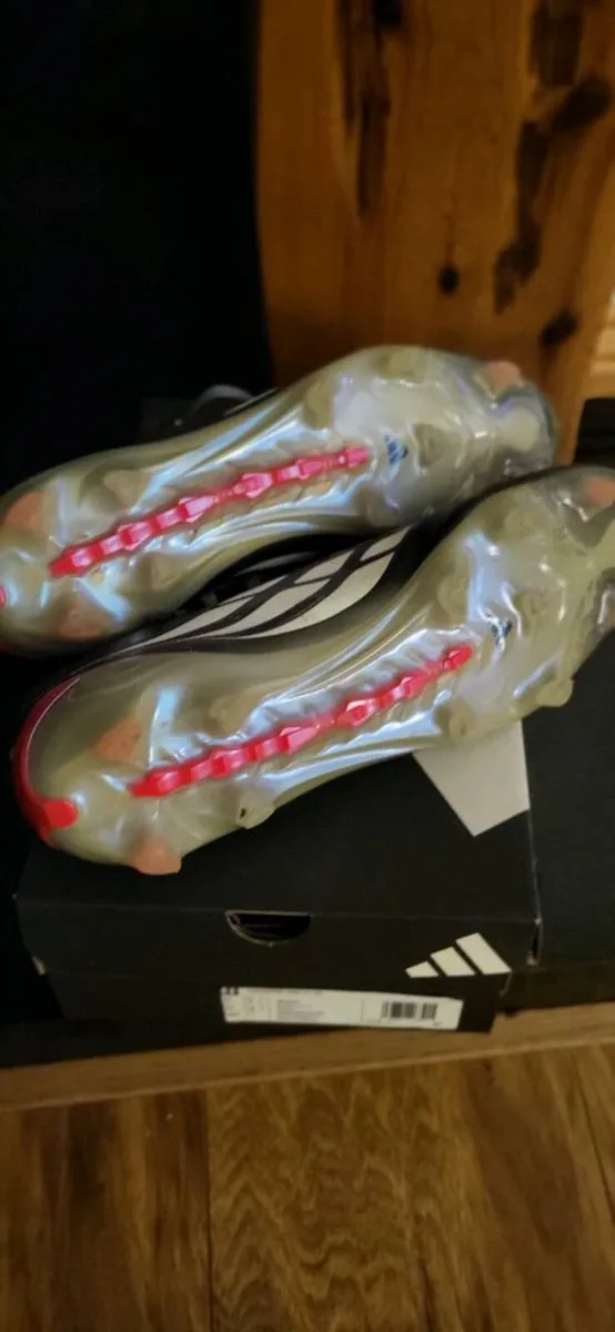 Predator boots - Image 1