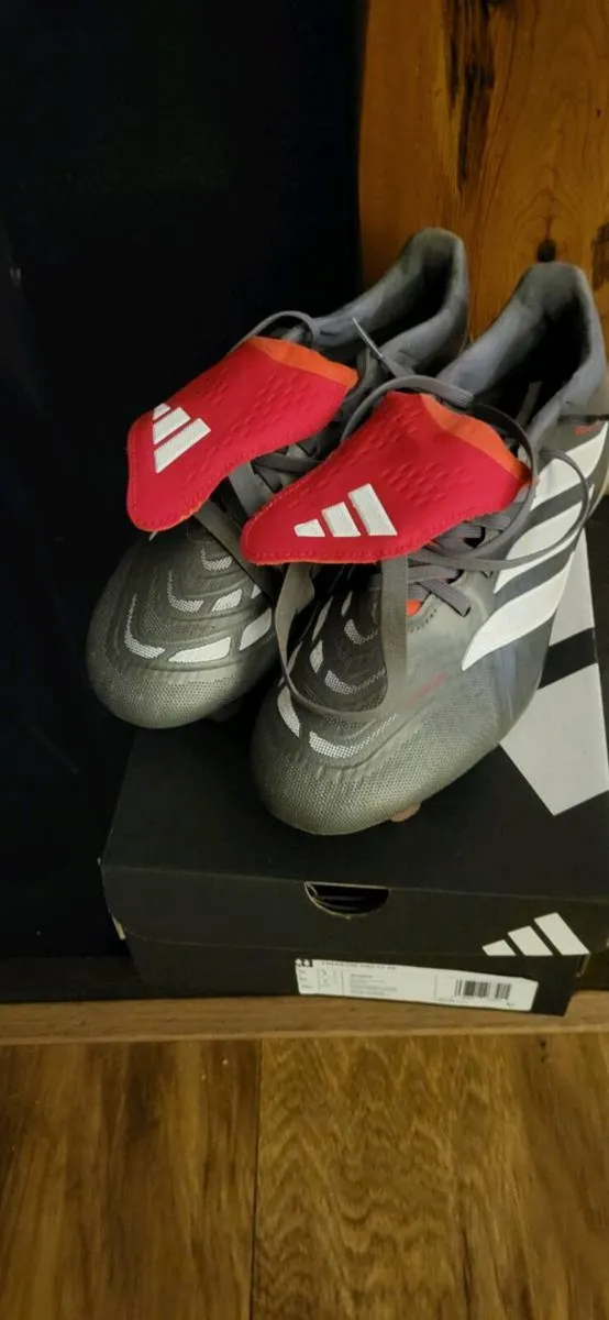 Predator boots - Image 4