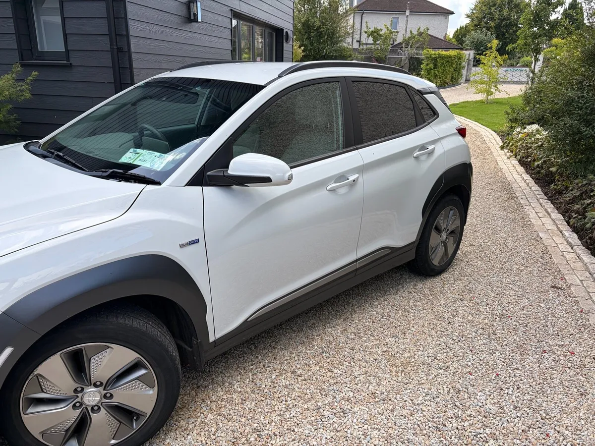 Hyundai kona executive - Image 2
