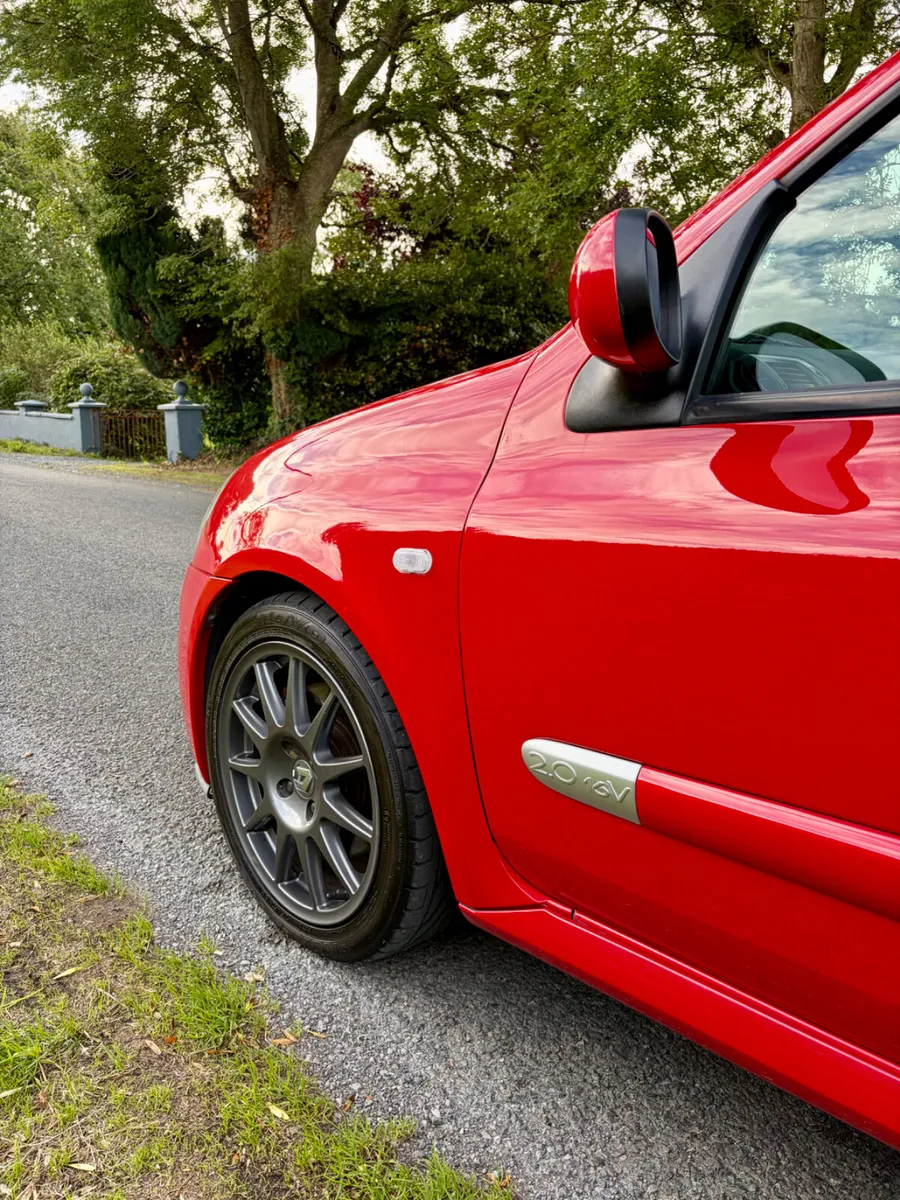 Renault Clio 182 Trophy - Image 4