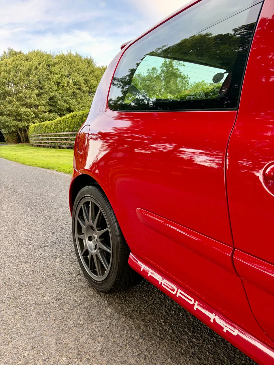 Renault Clio 182 Trophy - Image 2